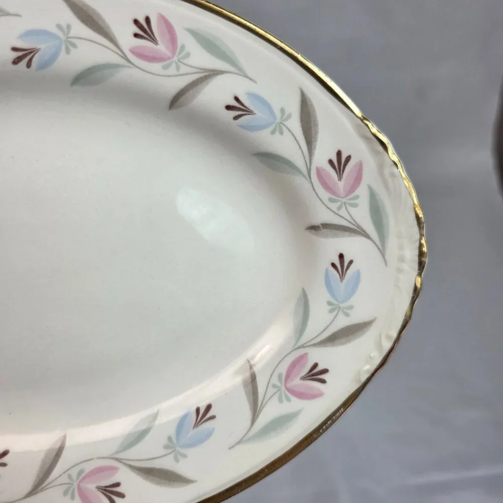 Homer Laughlin Nantucket Gravy Boat with Underplate Pink & Blue Flowers